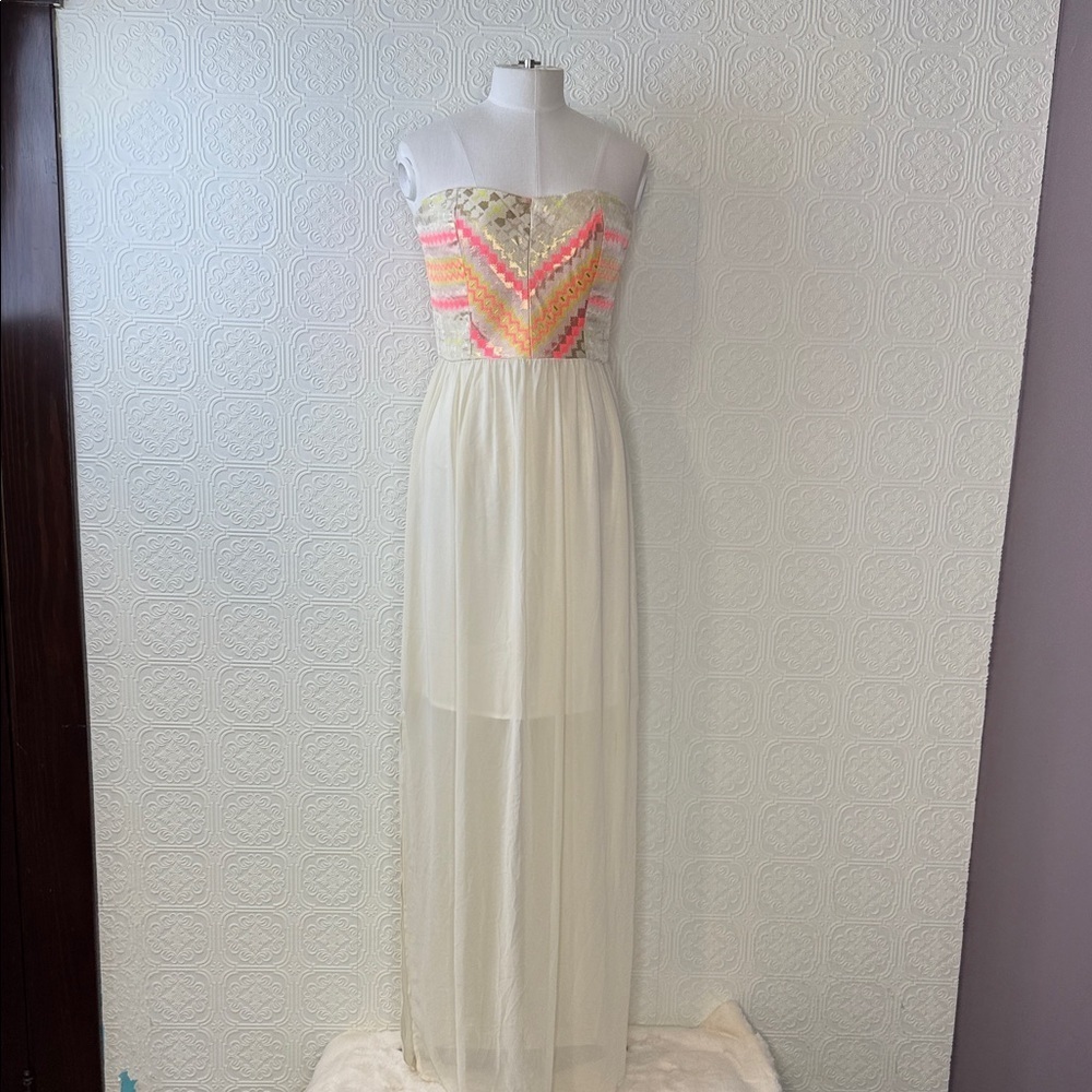 Minuet | Strapless Dress with Cream and Multicolor Design, Size M, NWT